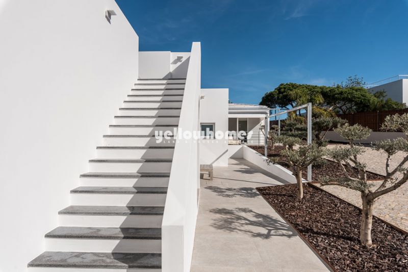 Recentemente renovada moradia V3+1 perto da praia